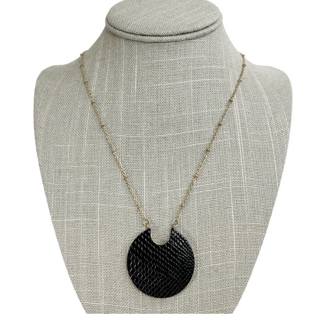 Black Snakeskin Embossed Crescent Shape Pendant Chain Necklace